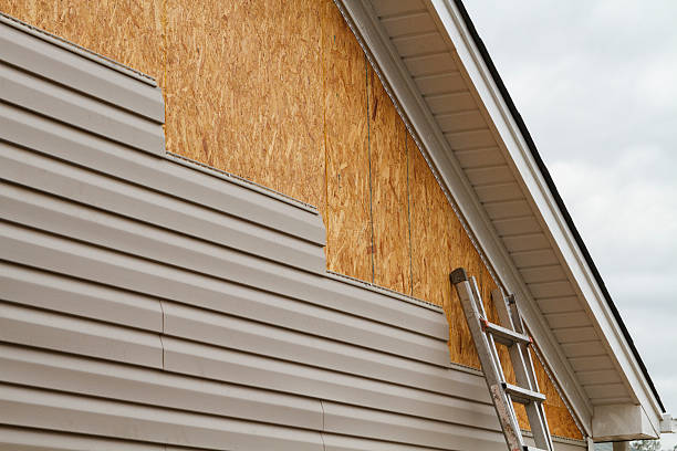 24/7 Emergency Siding Replacement experts in Elon, NC